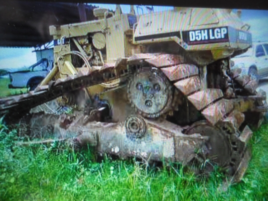 ขายรถแทรคเตอร์ CAT D5HLGP เกียร์ทอ๊กสภาพสวยพร้อมใซ้โซ่หนาเครื่องดีเกียร์ดีเอกสารใบสัญญาซื้อขาย