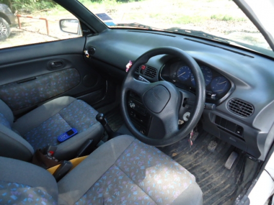 ขาย MAZDA 121 รถการ์ตูน ติดแก๊สLPGลงเล่มเรียบร้อย 150,000.-