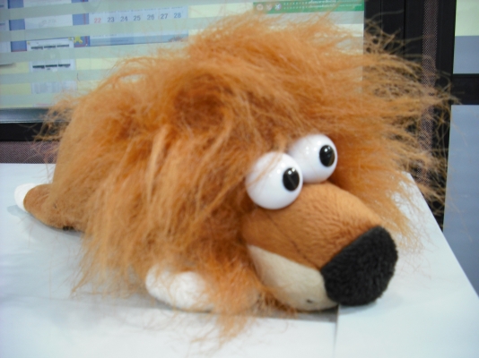 ตุ๊กตาสิงห์โตอารมณ์ขัน