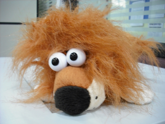 ตุ๊กตาสิงห์โตอารมณ์ขัน