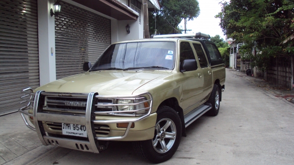 ขายด่วนรถบ้านพร้อมใช้เครื่องแน่นช่วงล่างแน่นแอร์เย็นมองหาอยู่ไม่ผิดหวังราคาต่อรองได้นิตหน่อย