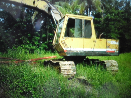 ขายรถแบคโฮ SUMITOMO 120 รุ่น F2- 265 สวยเดิมโซ่หนาเอวแน่นเครื่องเดิมปั้มเดิมติดลายหัวเจาะเอกสารใบสัญญาซื้อขาย