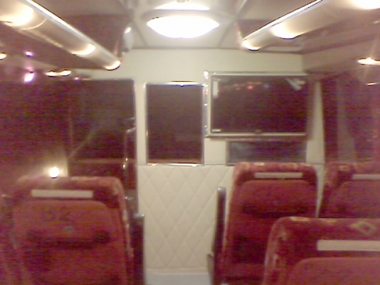 ตัวถัง ทรงท็อปคลาส อู่มีแสง ช่วงล่างฮีโน่ถุงลม เขาควายแอร์ไฟพร้อม ครับ 1.100.000 แนนซ์