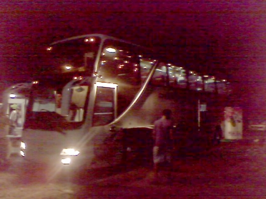 ตัวถัง ทรงท็อปคลาส อู่มีแสง ช่วงล่างฮีโน่ถุงลม เขาควายแอร์ไฟพร้อม ครับ 1.100.000 แนนซ์