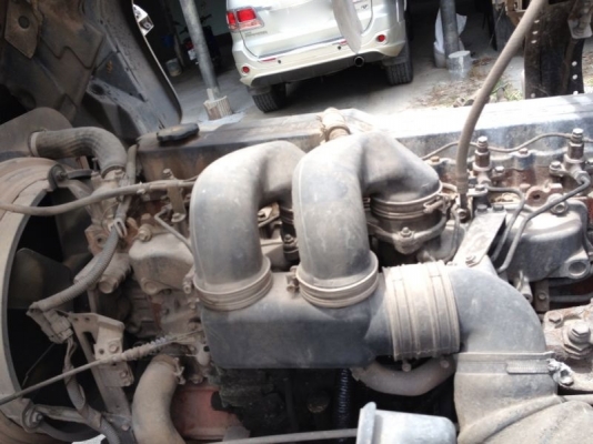 รถอีซูซุ 10 ล้อดั้ม FVZ 195 แรงม้า ปี 42  สนใจติดต่อ 081 - 6079515