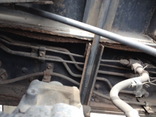 รถอีซูซุ 10 ล้อดั้ม FVZ 195 แรงม้า ปี 42  สนใจติดต่อ 081 - 6079515