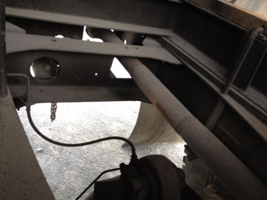 รถอีซูซุ 10 ล้อดั้ม FVZ 195 แรงม้า ปี 42  สนใจติดต่อ 081 - 6079515