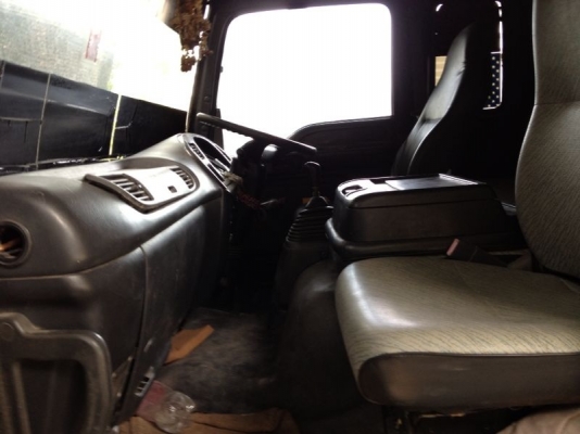 รถอีซูซุ 10 ล้อดั้ม FVZ 195 แรงม้า ปี 42  สนใจติดต่อ 081 - 6079515