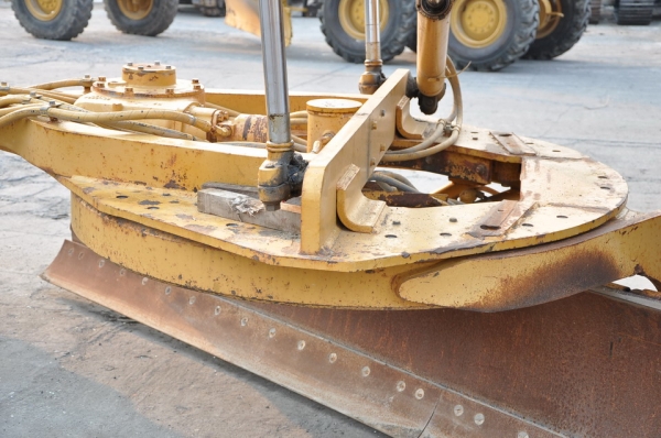 CATERPILLAR  140 H  SN  2ZK04697