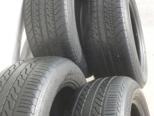 ยาง MICHELIN 225/55R16 ปี10 สวยๆ 4 เส้น ราคา 2200 บาท