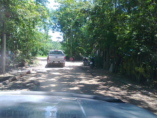 ขายที่ดินเปล่า(บ่อดิน) เนื้อที่ ๖๗ ไร่ มีทางสาธารณะ เข้า ออก ได้ 2 เส้นทาง มีโฉนดครบ พร้อมโอน.