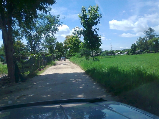 ขายที่ดินเปล่า(บ่อดิน) เนื้อที่ ๖๗ ไร่ มีทางสาธารณะ เข้า ออก ได้ 2 เส้นทาง มีโฉนดครบ พร้อมโอน.