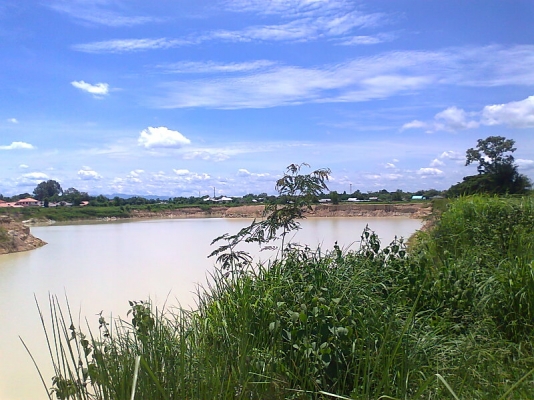 ขายที่ดินเปล่า(บ่อดิน) เนื้อที่ ๖๗ ไร่ มีทางสาธารณะ เข้า ออก ได้ 2 เส้นทาง มีโฉนดครบ พร้อมโอน.