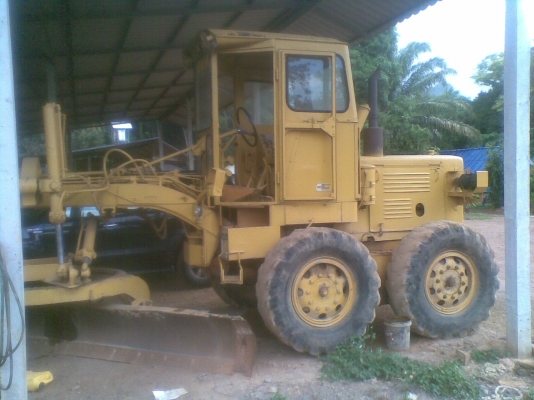 ขายรถเกรดถนนขนาดกลาง  GD376 H   Komatsu