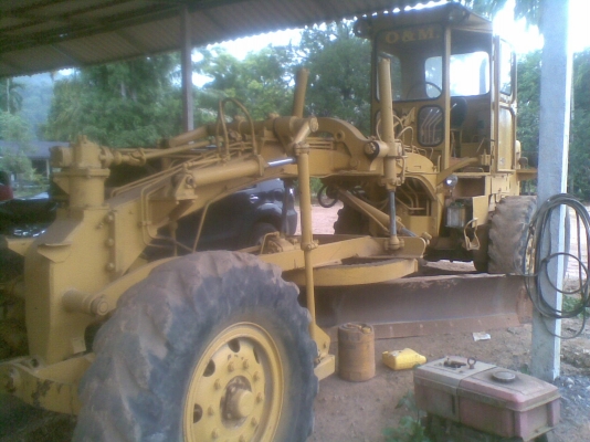 ขายรถเกรดถนนขนาดกลาง  GD376 H   Komatsu