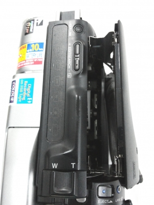 ขายกล้องถ่ายวีดีโอ SONY DCR-TRV110E