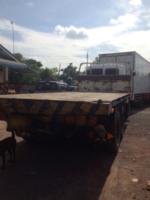 รถฮีโน่ 10 ล้อ F17 พื้นเรียบ 167 แรงม้า  สนใจติดต่อ 081 - 6079515