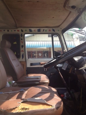 รถฮีโน่ 10 ล้อ F17 พื้นเรียบ 167 แรงม้า  สนใจติดต่อ 081 - 6079515