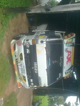 หกล้อล่อง115 กะบะคาร์โืก้ 4.30ม. เล่มทะเบียน