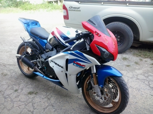 ขาย+แลก cbr400 ปี90คับ ทะเบียน+ชุดโอนครบ(พร้อมส่งคับ)