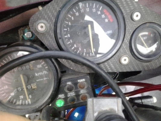 ขาย+แลก cbr400 ปี90คับ ทะเบียน+ชุดโอนครบ(พร้อมส่งคับ)