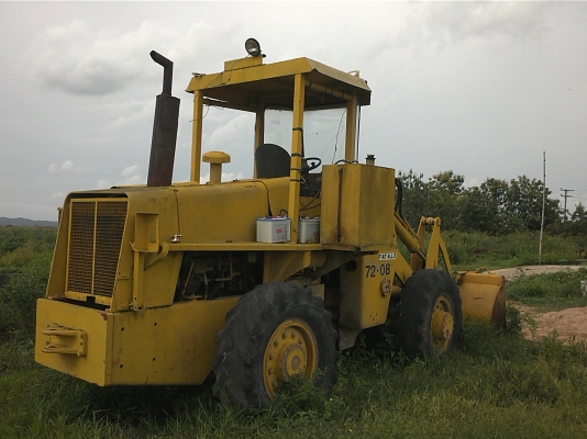 ขาย รถตัก ล้อยาง ขาย รถตัก ล้อยาง