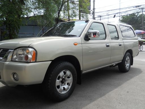 ขายนิสสันฟอร์นเทียเครื่อง 3.0 Zdi