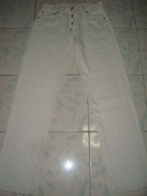 # 8922 # ยีนส์ Levi's 501 superwhite ของแท้ มือสอง เอว 32 ยาว 31 ขาว สวย made in usa ร