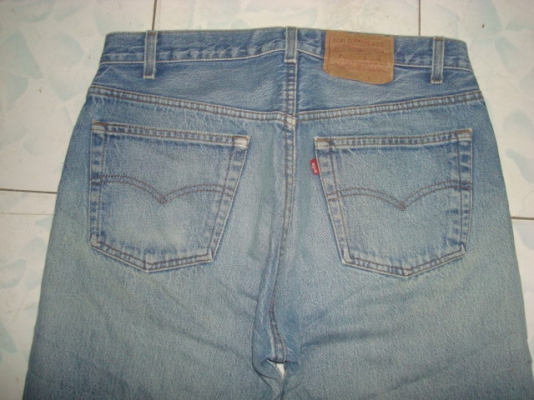 # 8854 # ยีนส์ Levi's 501 ผ้าทราย ของแท้ มือสอง เอว 34 ยาว 30 ก้านดำ แป๊กเงิน เนื้อทรายสวย ตะเข็บสวย made in usa # 8854 # ยีนส์ Levi's 501 ผ้าทราย ของแท้ มือสอง เอว 34 ยาว 30 ก้านดำ แป๊กเงิน เนื้อทรายสวย ตะเข็บสวย made in usa
