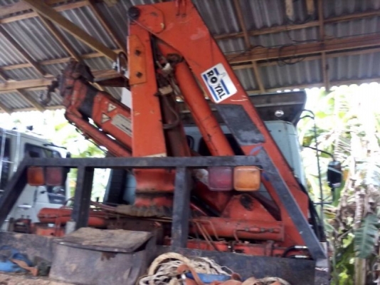 รถอีซูซุ 10 ล้อ ติดเฮี้ยบ  195 แรงม้า  สนใจติดต่อ 081 - 6079515