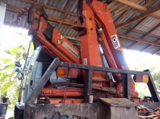 รถอีซูซุ 10 ล้อ ติดเฮี้ยบ  195 แรงม้า  สนใจติดต่อ 081 - 6079515