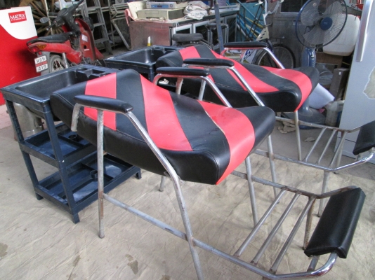 เตียงสระพร้อมอ่างน้ำทิ้ง   หาตังได้เลย   ขายถูกๆ1200บาท