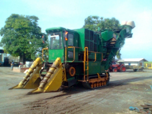 ขายรถตัดอ้อยของสามารถ