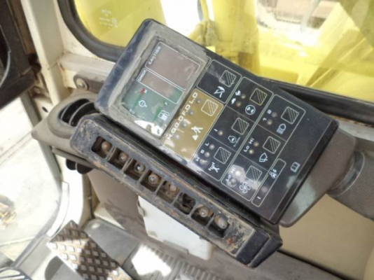 ขายด่วน KOMATSU PW170-5K โทร 086 - 3306903 วิชัย