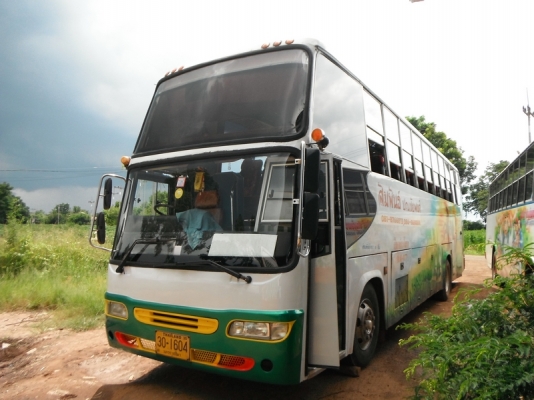 ขายรถบัสมือสองราคาถูก 450,000 - 800,000 สนใจติดต่อเฮียตี๋ 0818766213 , 0868680888