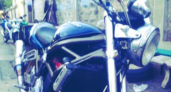 ขายด่วน suzuki bandit 400 ทะเบียนพร้อมโอน