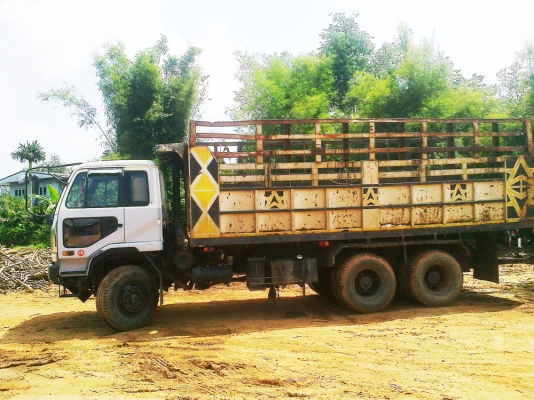 ขายด่วน รถสิบล้อ 2 เพาดั้ม ราคากันเอง