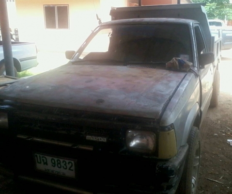 ขายด่วน รถกระบะ 4 ล้อดั๊มพ์ MAZDA B2500 วางเครื่องโตโยต้า 2L ลงเล่มครบถูกต้อง เครื่องแห้งแรงดี ภายในเก๋งคอนโซลครบพร้อม กระบะดั๊มพ์เหล็กกล้าอย่างดีไม่มีผุกร่อน ช่วงล่างแน่น คัชซีสวยเดิมๆไม่มีผุกร่อน เอกสารเล่มทะเบียนครบพร้อม ราคาต่อรองได้ครับ