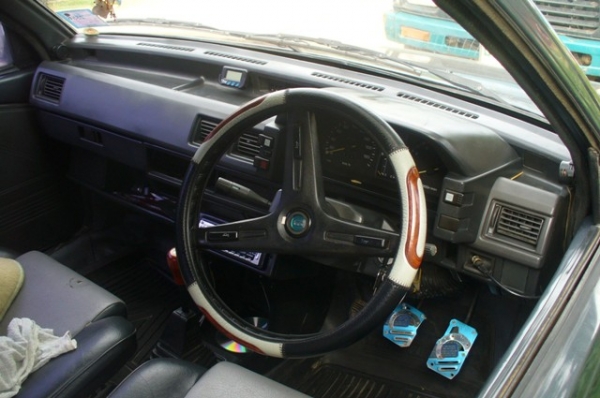 สตาเร็ท น่ารักๆๆ สักคัน 50000 สตาเร็ท น่ารักๆๆ สักคัน 50000