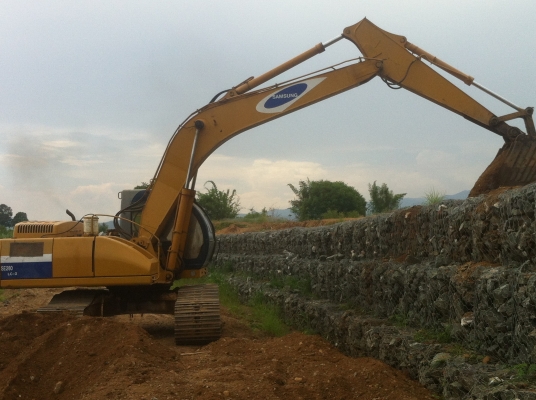 ขายรถเเมคโค. se210