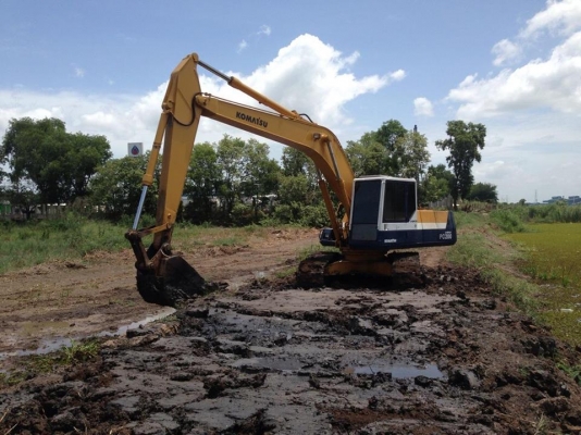 ขาย PC200-5 กล่องไฟฟ้าครบ สภาพช่วงล่างเต็มโซ่หนาพร้อมใช้ติดตั้งแอร์ใหม่ทั้งระบบ