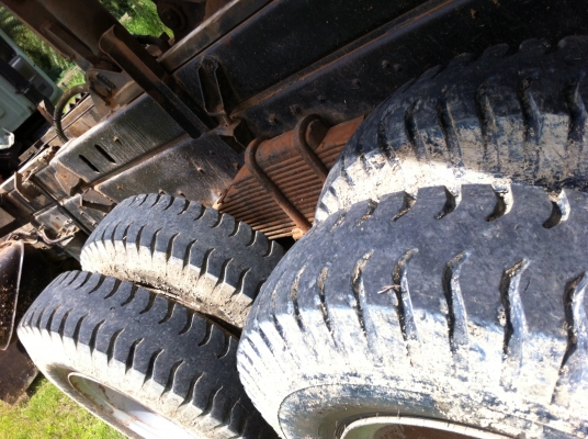 ขายรถ 10 ล้อ 2 เพลา ราคา 1300000 กระบะเหล็กดั้ม HINO FM3MNLD เครื่อง.M10C รถเดิมๆสวย สนใจโทร