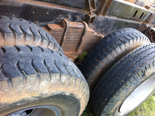 ขายรถ 10 ล้อ 2 เพลา ราคา 1300000 กระบะเหล็กดั้ม HINO FM3MNLD เครื่อง.M10C รถเดิมๆสวย สนใจโทร