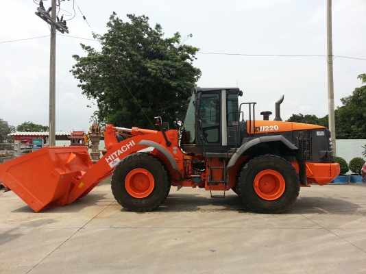 ขายรถตัก Hitachi ZW220 แขนยาวพิเศษ 5 เมตร สภาพเยี่ยม