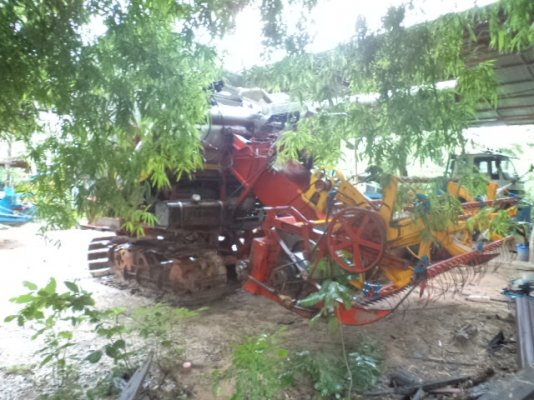 รถเกี่ยวข้าว ไทยเส็งยนต์