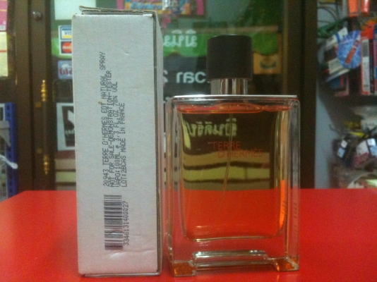 ขายน้ำหอมแท้ 100\% (tester). ถูกกว่าเคาน์เตอร์ 50\%