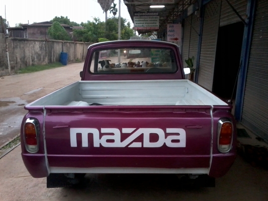 มาสด้า 1000  วางเครื่องมาแล้ว นิสัน a 13 เครื่องแห้งฟิตใหม่ได้ 2 เดือนวิ่งทางไกลสบาย  5 เกียร์  ใส่ดิสหน้าแล้ว มีทะเบียนพร้อมโอนขาด ปี 57  มีเครื่องเสียงพร้อม ไฟติดทุกดวง  45000 ติดต่อ 0860017862..........0817566460    ขับกลับได้เลยครับ    ......รับประกัน