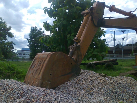 รถขุด KOMATSU 12HD-2 เครื่องดี ปั้มดี ช่วงล่างสวยมาก ระบบการทำงานดี