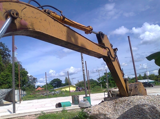 รถขุด KOMATSU 12HD-2 เครื่องดี ปั้มดี ช่วงล่างสวยมาก ระบบการทำงานดี