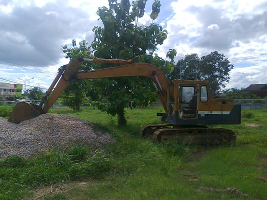 รถขุด KOMATSU 12HD-2 เครื่องดี ปั้มดี ช่วงล่างสวยมาก ระบบการทำงานดี